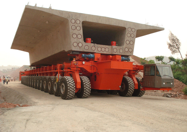 龍派輪胎式運梁車(chē)